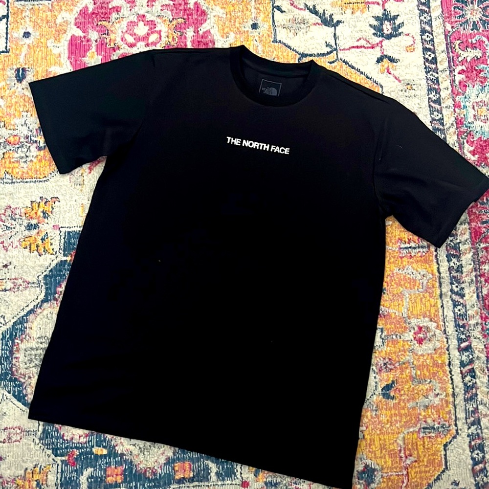 The North Face Men's Graphic Tee - NWOT